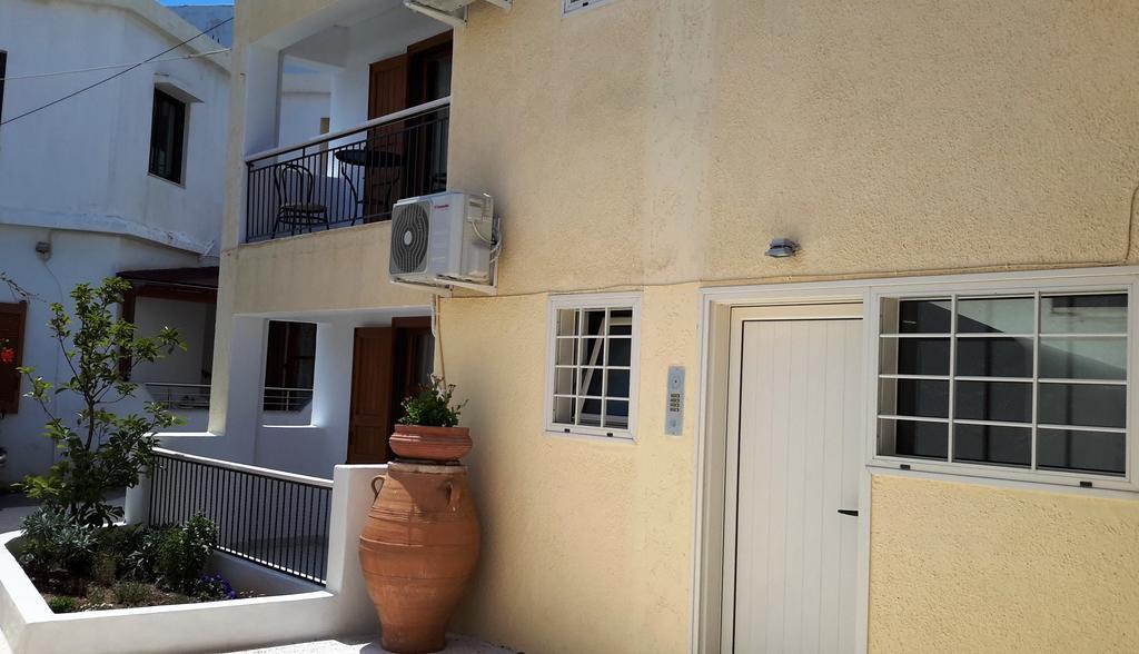 דירות פלקסטרון Granny'S House מראה חיצוני תמונה